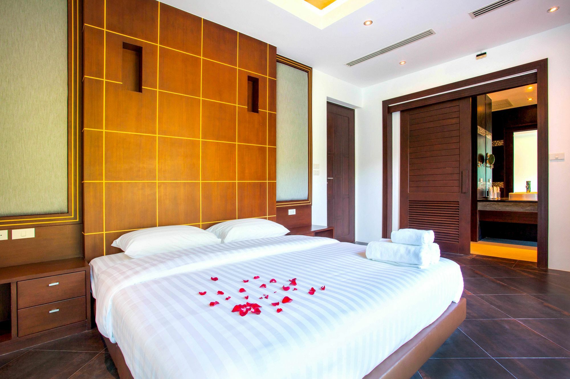Luxury Pool Villa Kamala Экстерьер фото